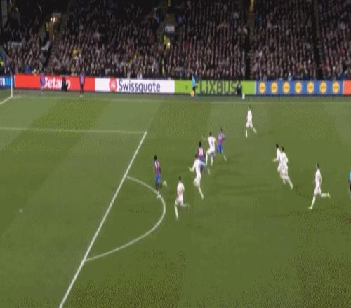 泰山后卫王,彤受伤离场,救护车火速,PG电子官网,PG电子试玩,PG电子模拟器,PG电子平台,PG电子下载