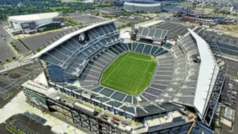 郑钦文大满贯首秀成绩优异，人民日报体育官方微博揭晓最新赛事排名情况